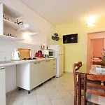 Iva Lägenhet Baška Voda